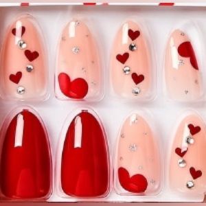 🎉HP🎉 KISS “Sweet Tooth” Valentines Voguish Fantasy Beaded Glitter & Glam Nails